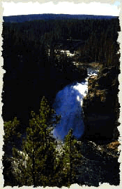 upper falls in yellowstone park